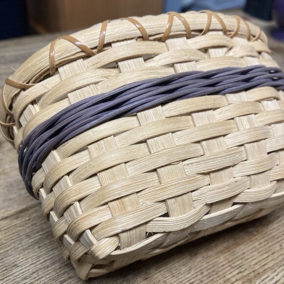 VTG Woven Wall Basket Artisan Handmade Cottagecore Farmhouse Decor Small Signed - Picture 5 of 10